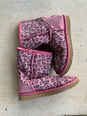 Womens Pink Leopard Print Winter Boots